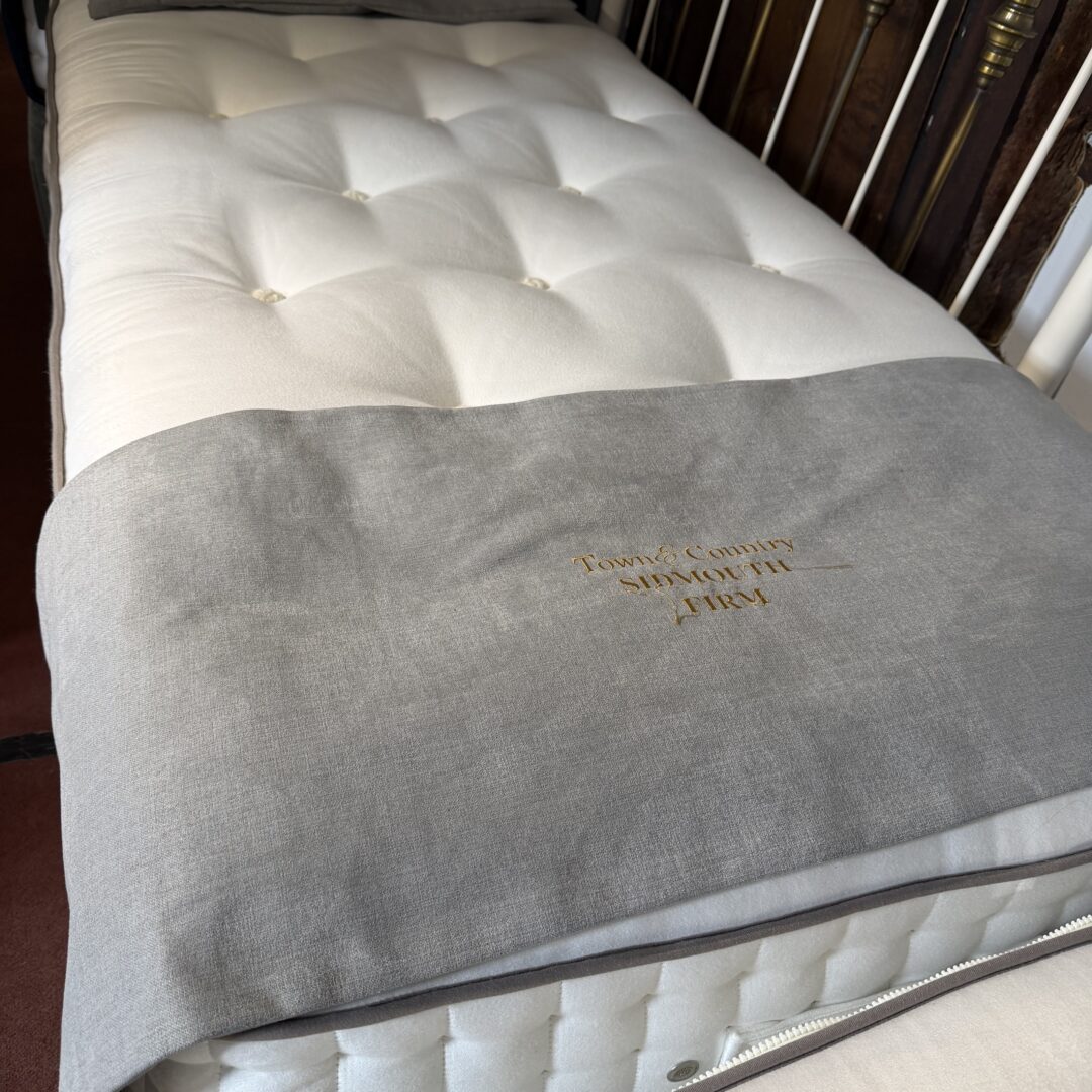 Town & Country Sidmouth Mattress Frimer - 1 x 90cm x 190cm